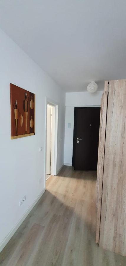 Lara 65 - Cozy & Modern Apartment @ Conest 이아시 외부 사진