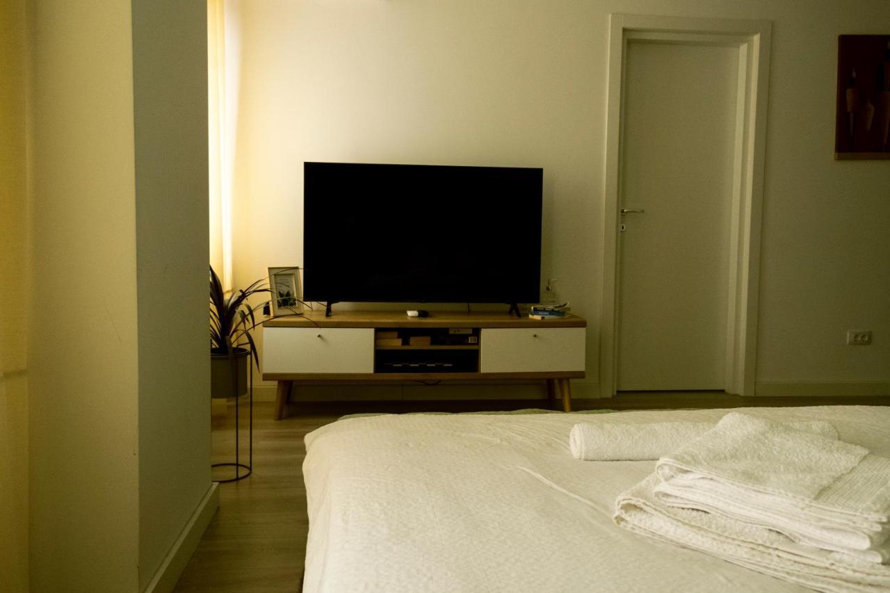Lara 65 - Cozy & Modern Apartment @ Conest 이아시 외부 사진